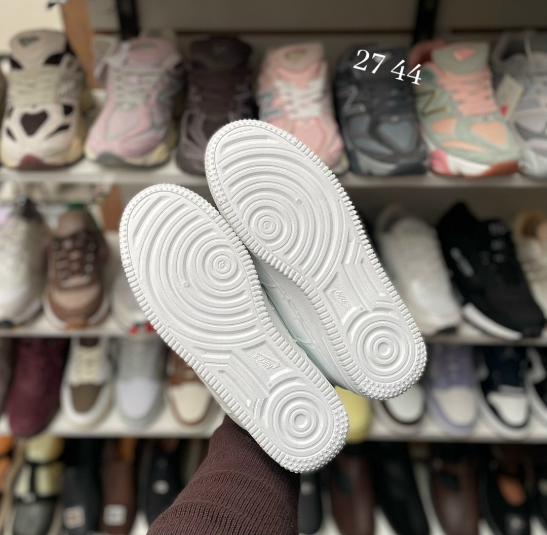 кросcовки nike air force 1,кроссовки женские nike air force 1,кроссовки nike air force 1 форсы белые кеды,кроссовки nike air force,реплика кроссовки найк женские