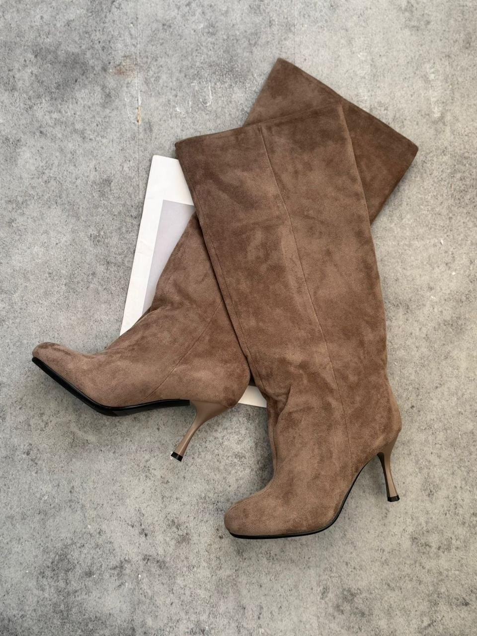 замшевые сапоги,сапоги на каблуке из натуральной замши,сапоги-трубы из натуральной замши и кожи,женские сапоги,