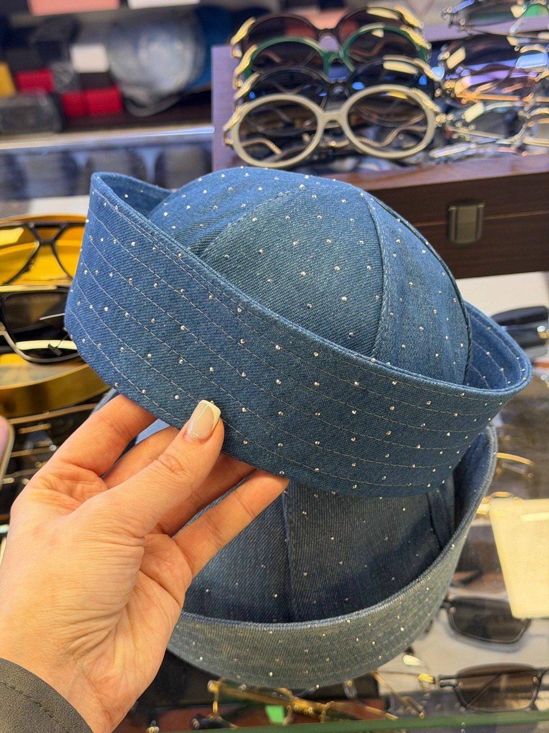 берет модный,модные головные уборы,стильные образы,модные стили,модная шапка