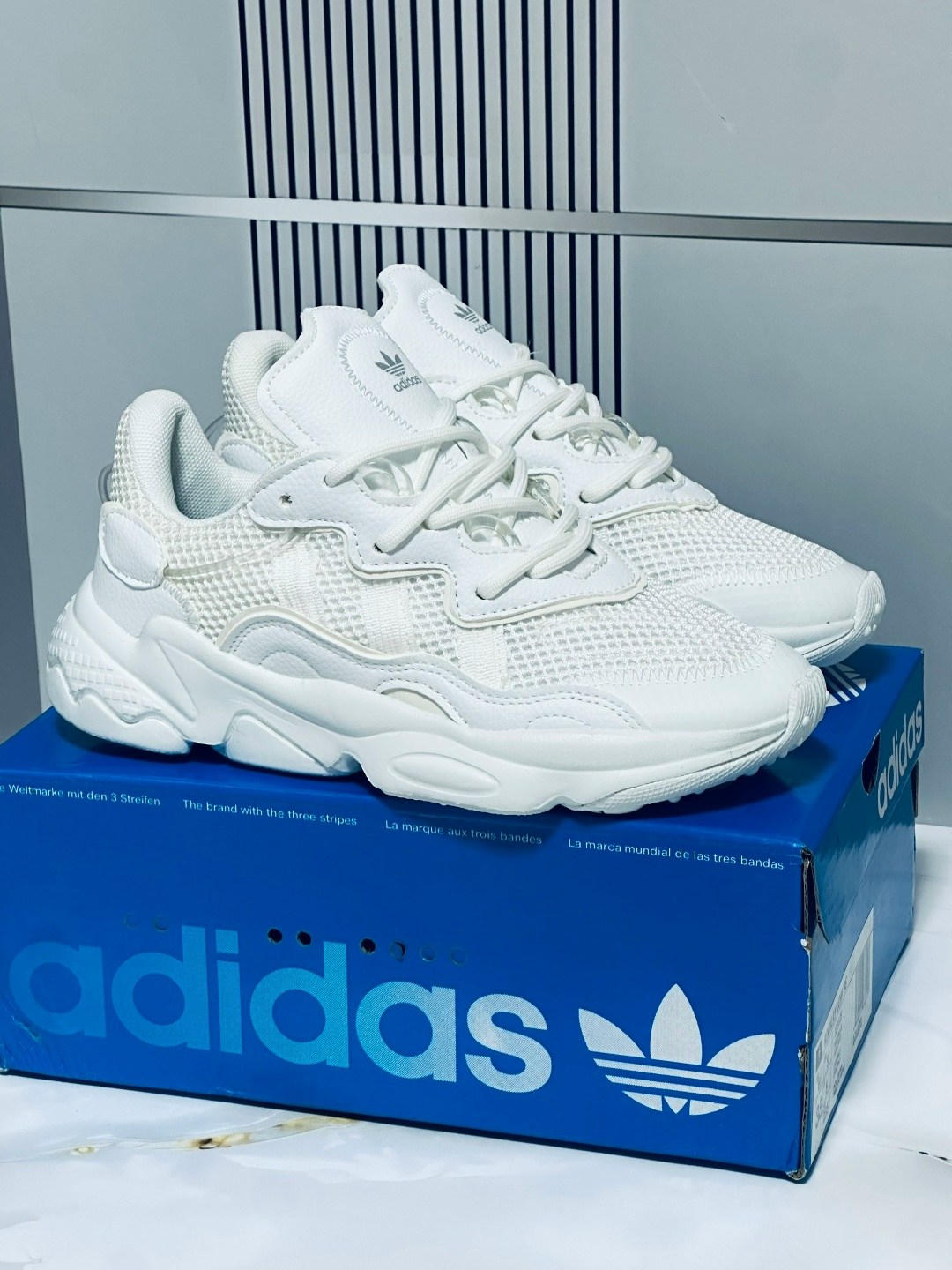 кроссовки adidas ozweego,кроссовки ozweego originals adidas,кроссовки adidas ozweego originals adidas цвет бежевый серый,adidas originals ozweego,кроссовки женские adidas ozweego