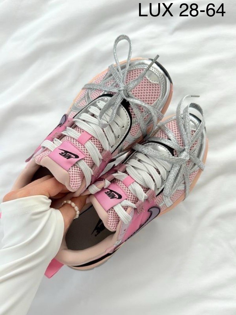 кроссовки для женщин nike initiator pink,кроссовки nike женские,nike кроссовки,кроссовки для бега v2k run женские с низким верхом серебристо-розовые nike,nike кроссовки для бега