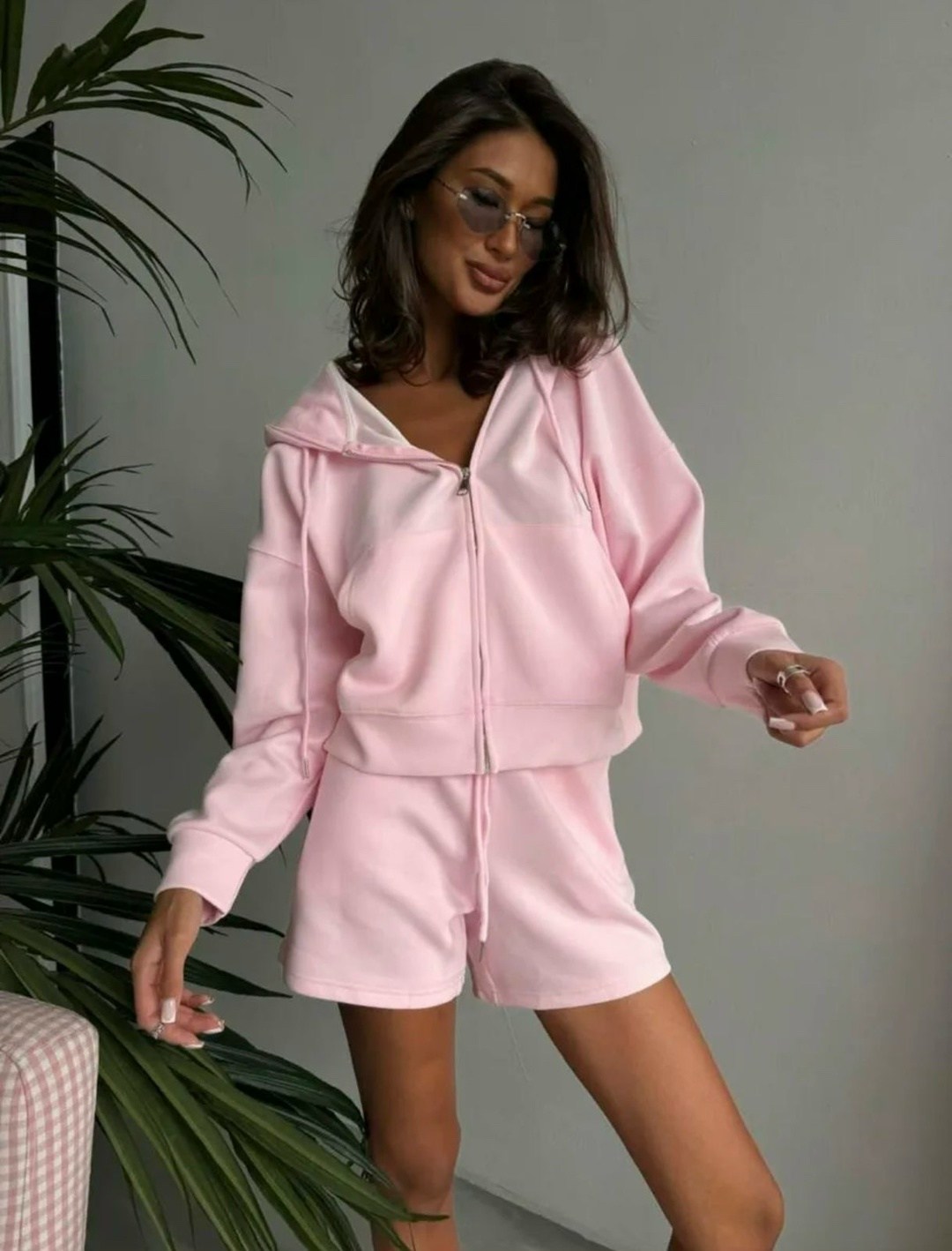 спортивные костюм с шортами,костюм женский,костюм спортивный,стиль одежды