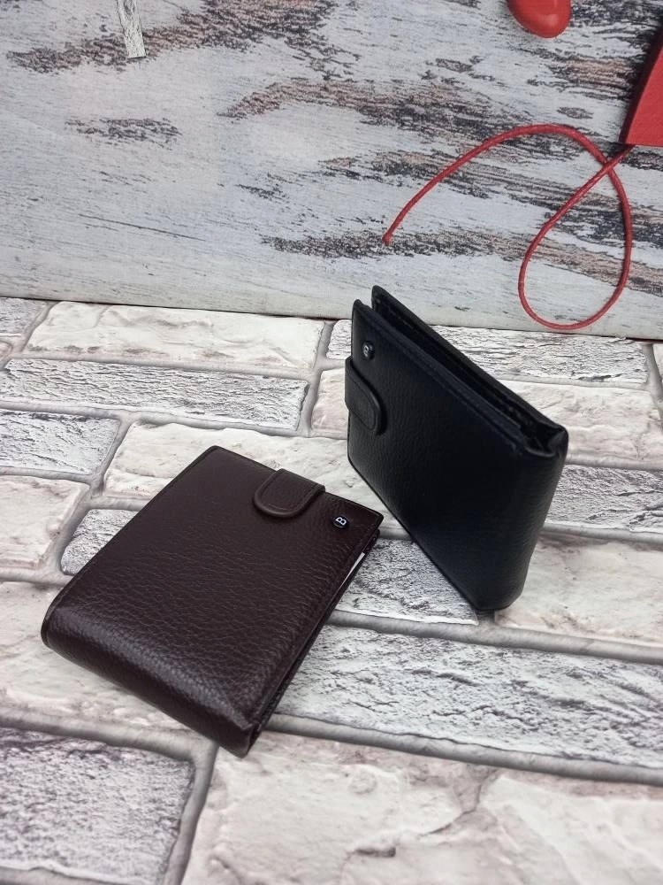 портмоне мужское из натуральной кожи,мужские портмоне,кошелек мужской из натуральной кожи,кошелек мужской,портмоне мужское выполнено из натуральной кожи вола