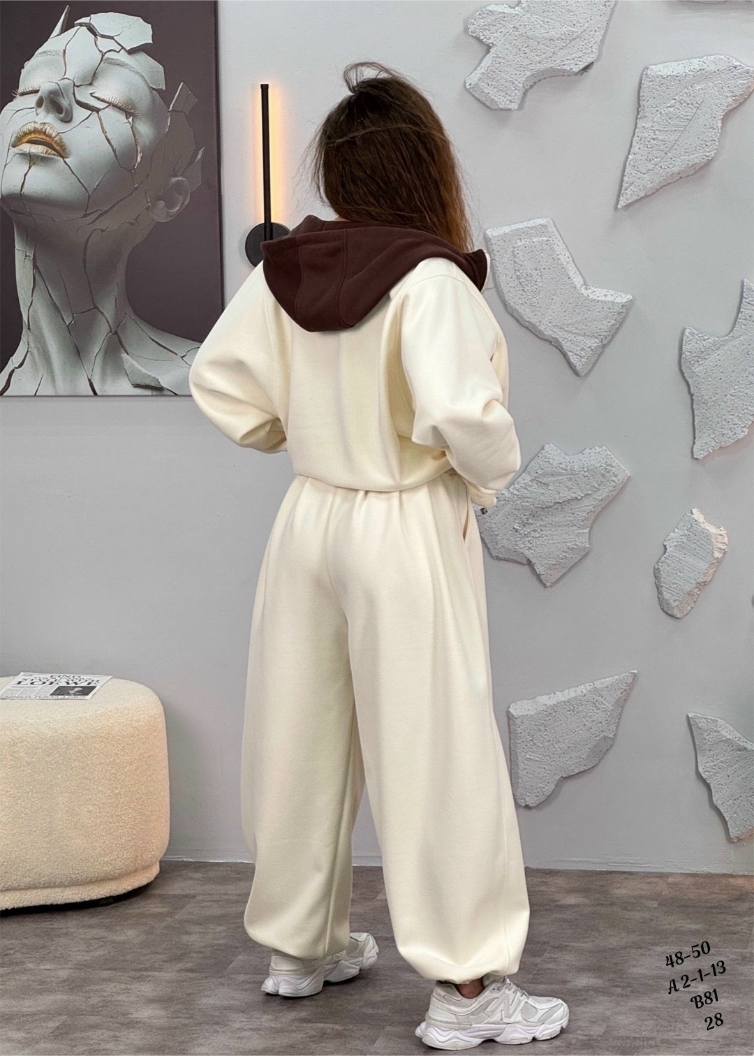 спортивный костюм с брюками на кулиске olli suits,спортивный костюм,женский спортивный костюм,женский костюм,спортивный костюм с зип худи и брюками