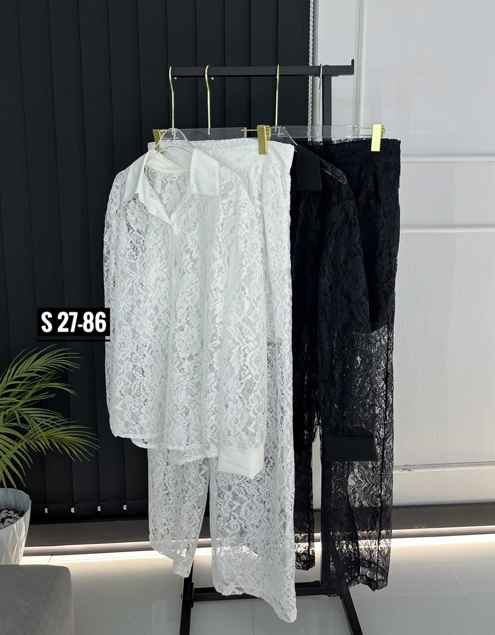 костюм двойка гипюр,женский костюм двойка гипюр,гипюровый костюм,костюм кружевной брючный с поясом гипюр emberens,брючный костюм