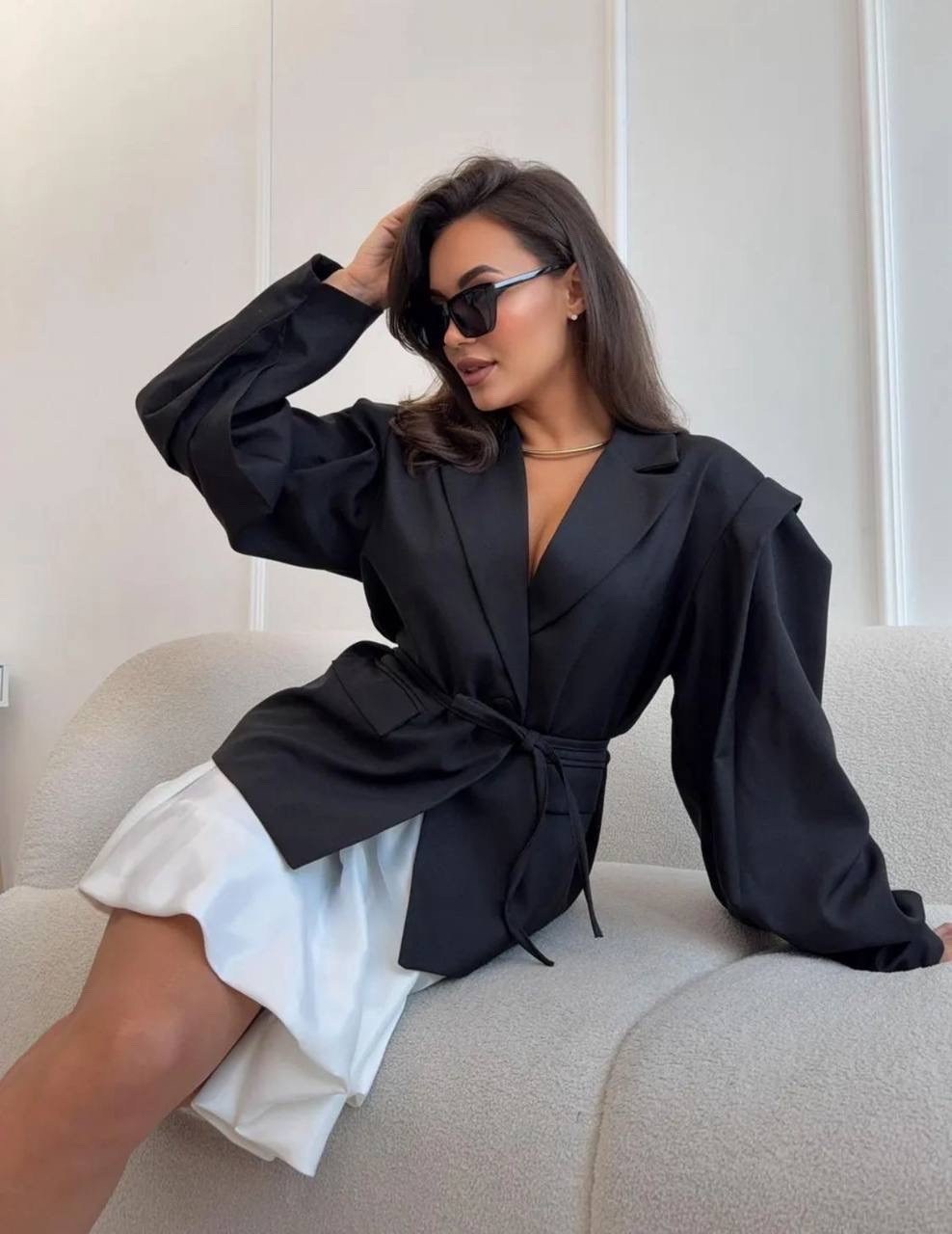 женский оверсайз пиджак,пиджак оверсайз,пиджак оверсайз с объемными рукавами gn sister collection,костюм с поясом,пиджак с завязками на талии