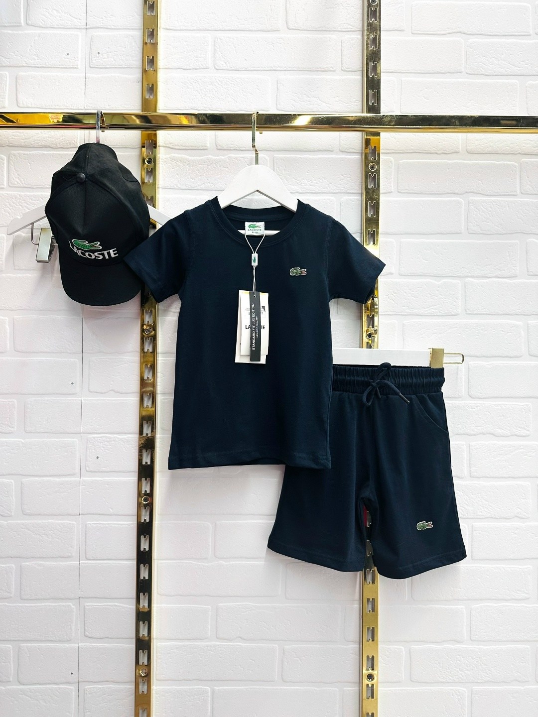 костюм lacoste,шорты lacoste,костюм спортивный лакост бирка,комплект одежды