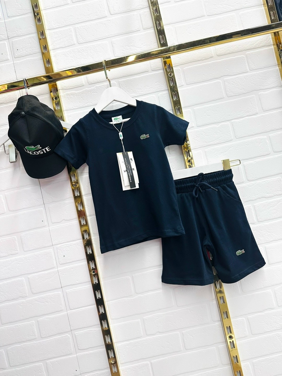 костюм lacoste,шорты lacoste,костюм спортивный лакост бирка,комплект одежды