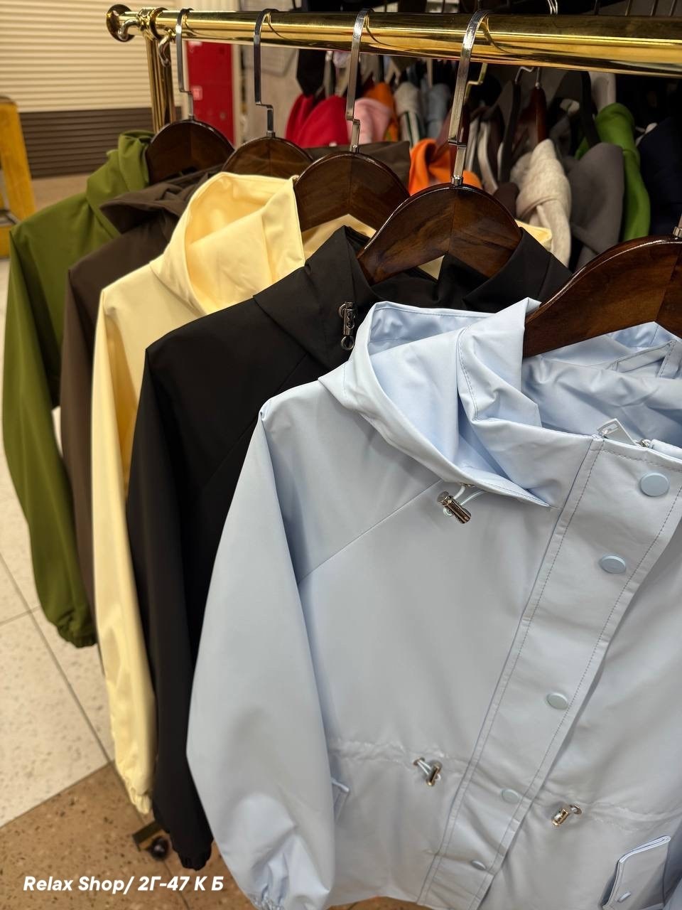 ветровка женская,бежевая куртка,ветровка с капюшоном удлиненная,ветровка стильная,ветровка с капюшоном оверсайз