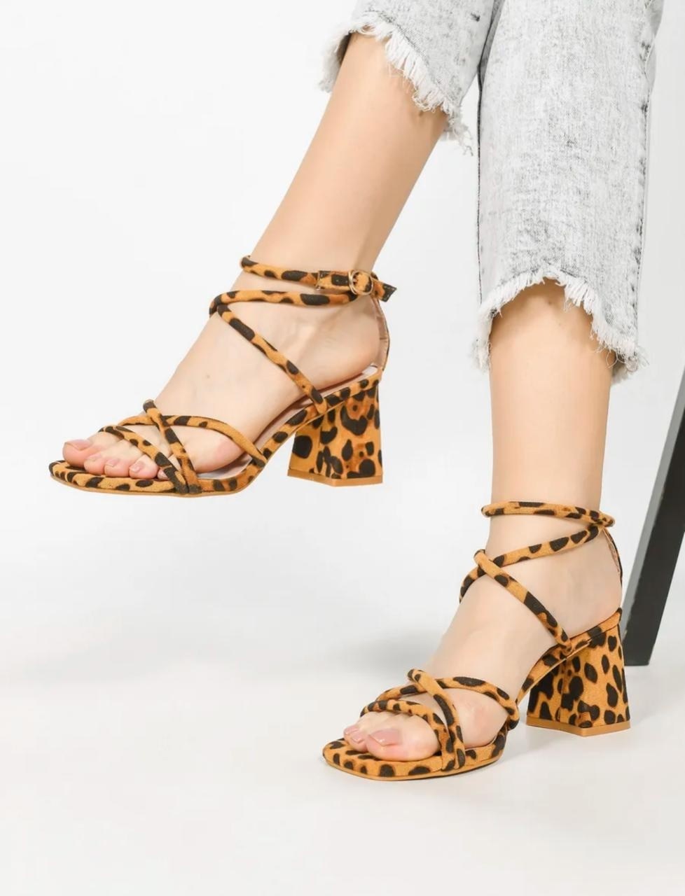 босоножки на каблуках,летние босоножки на каблуке,босоножки летние,женские босоножки,джинсовые босоножки