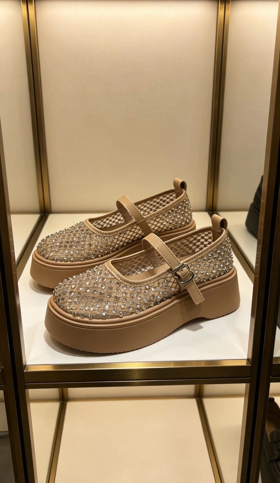 ,туфли на плоской подошве,дизайнерская ,модная женская ,балетки в сеточку