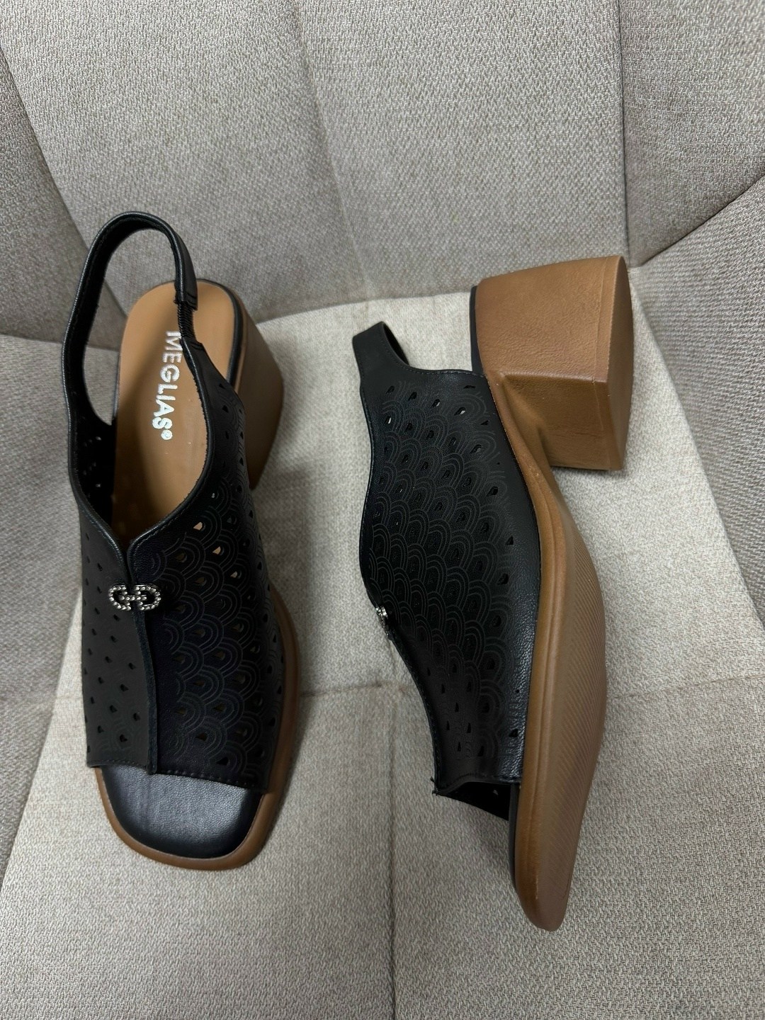 босоножки женские,босоножки кари,,стильные босоножки,босоножки женские летние