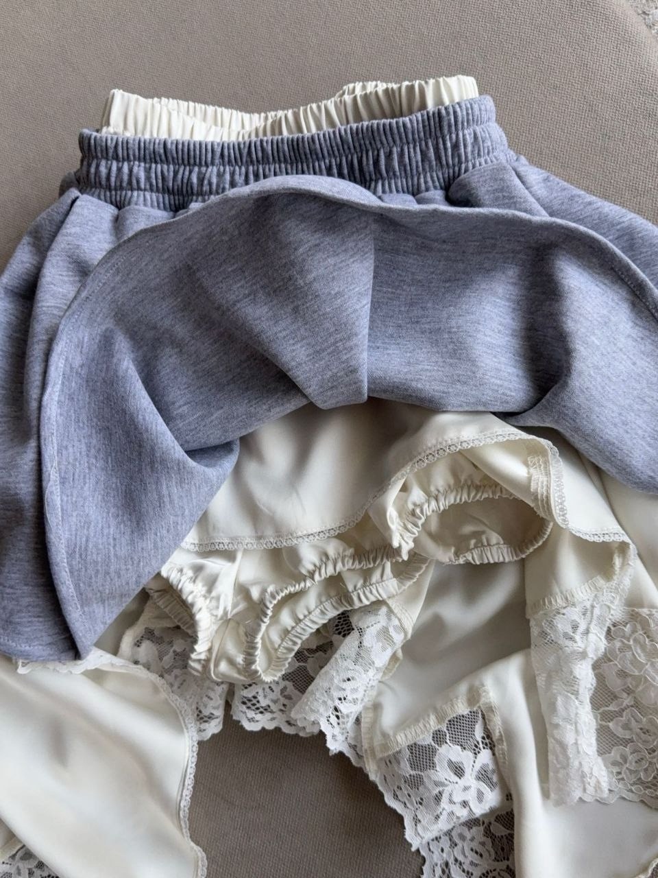 кружевная юбка,юбка с кружевами,юбка женская кружевная,асимметричная кружевная юбка,кружевная юбка в пол