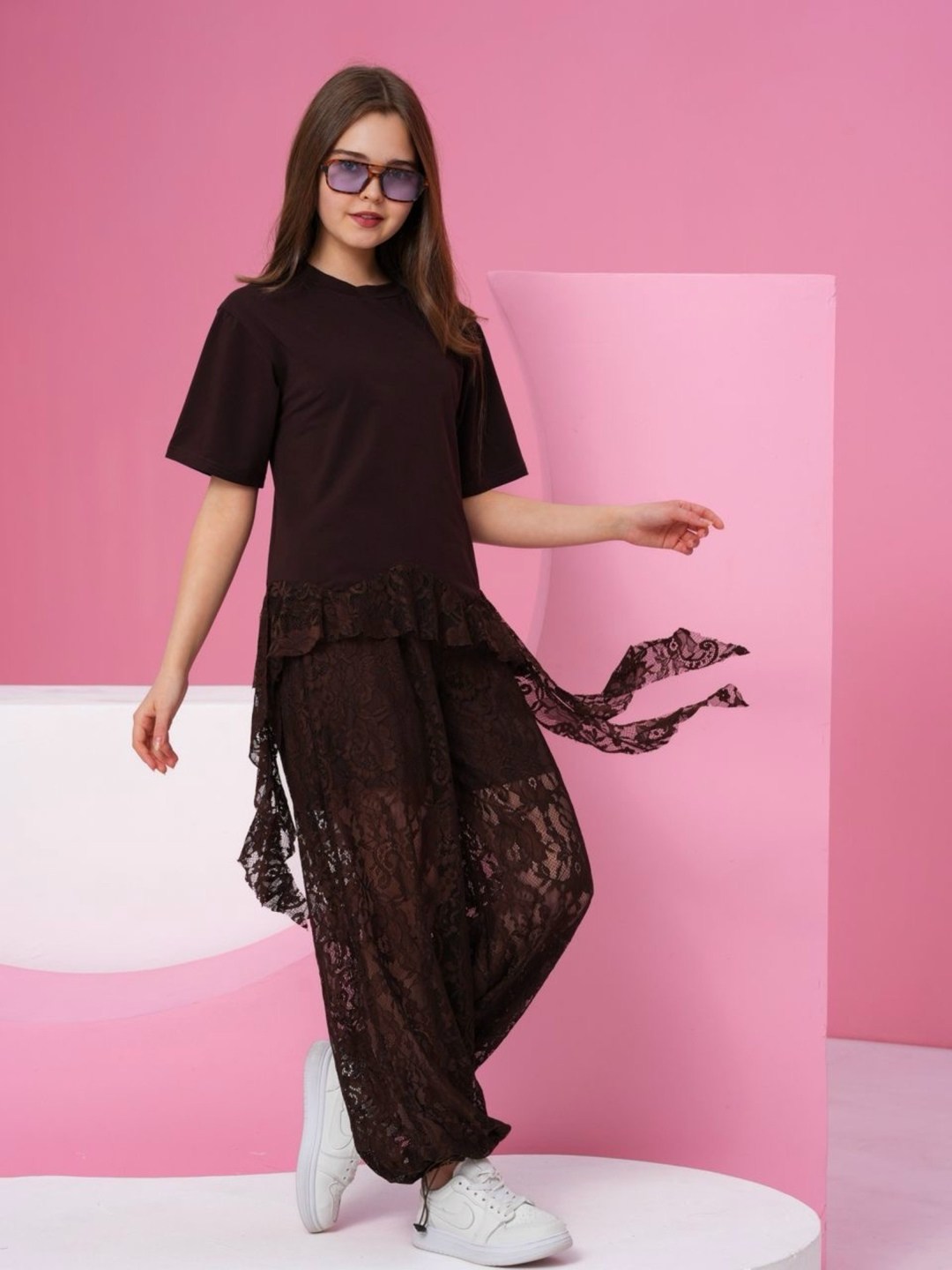 кружевная юбка,брюки женские кружевные,брюки из кружева,костюм брючный белый,кружевные брюки