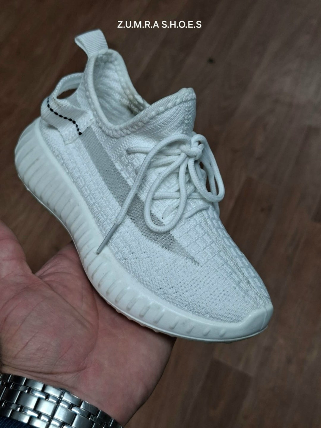 кроссовки изики женские настоящие,кроссовки женскиe,кроссовки изики женские,кроссовки изики,кроссовки изики летние