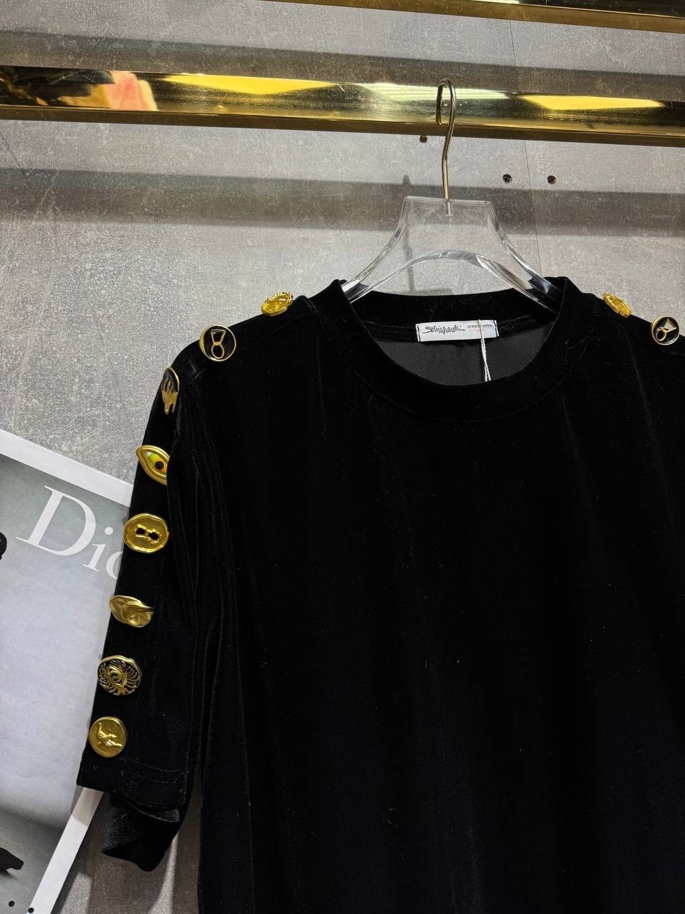 брендовые вещи,футболки женская,футболки для женщин,футболка стильная,футболки базовая