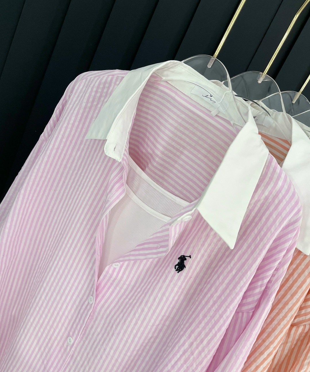 женская рубашка,хлопковая рубашка в полоску оверсайз cosmo brand,женская рубашка розовая,рубашка розовая,рубашка в полоску