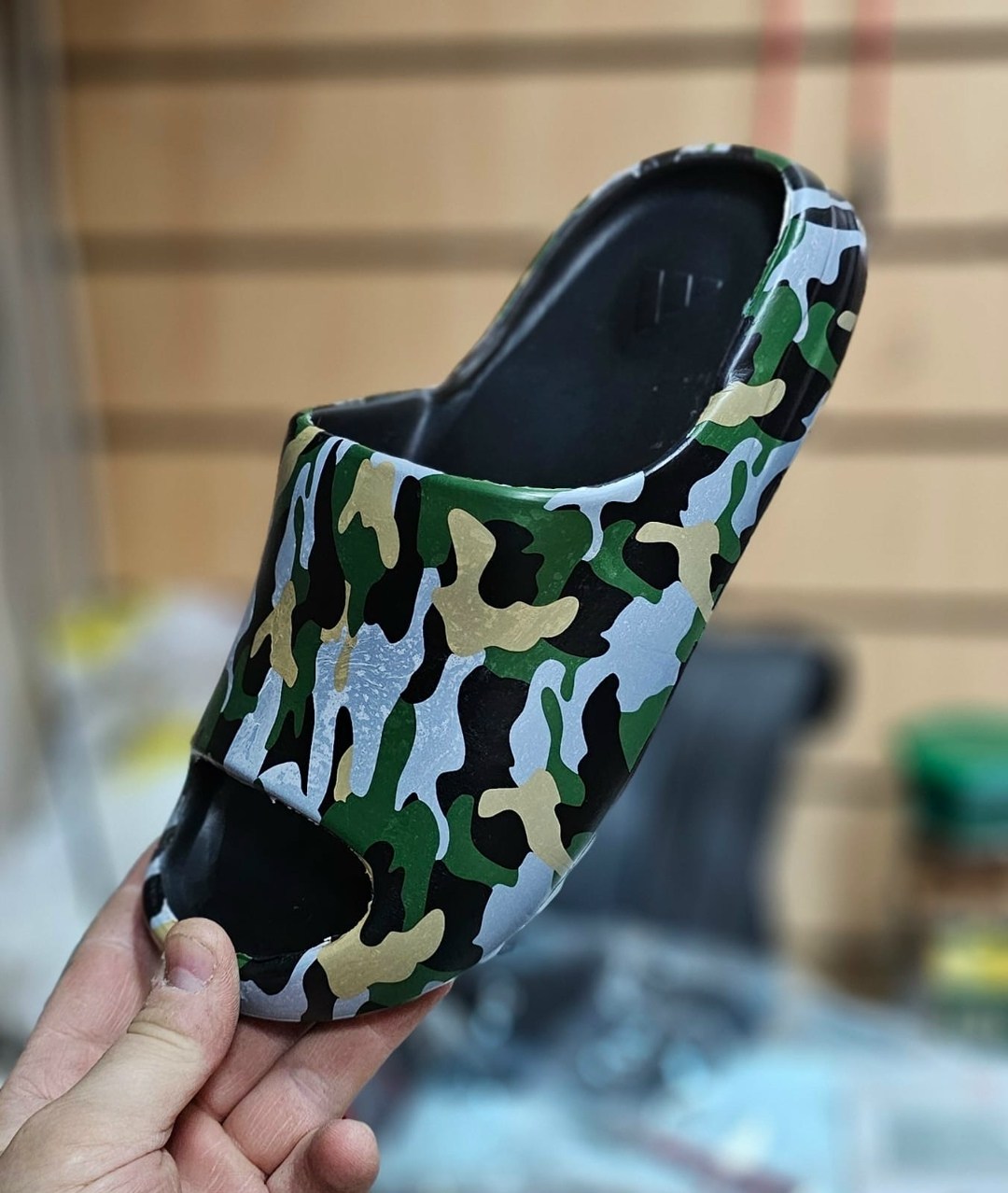 мужские шлепанцы,камуфляжные тапки,,тапочки модные,пляжная