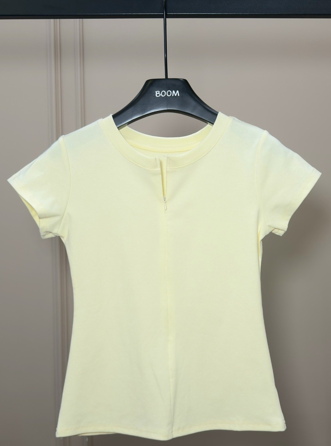 футболки женская,женская базовая футболка,футболки для женщин,футболки модные,женская однотонная футболка