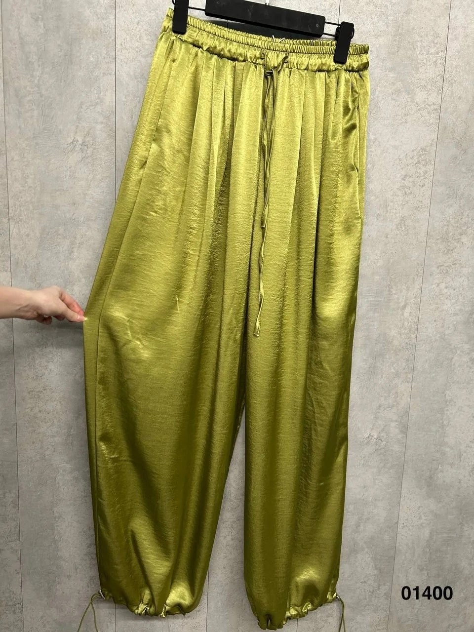 повседневные брюки,атласные брюки,брюки шелковые,широкие брюки,одежда брюки