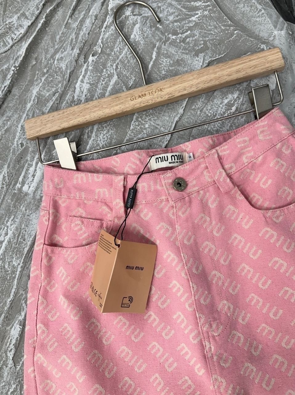 розовые джинсы,розовые прямые джинсы,розовые брюки,женские джинсы,розовые джинсы клеш