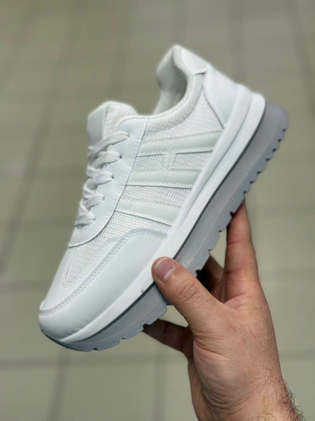 кроссовки,кроссовки повседневные,женские кроссовки,удобные кроссовки,кроссовка