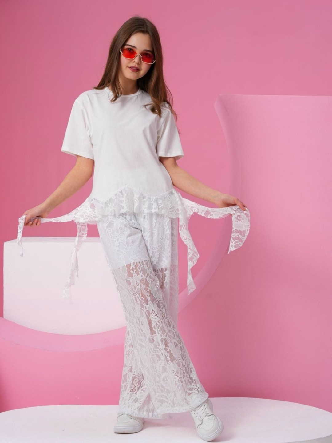 кружевная юбка,брюки женские кружевные,брюки из кружева,костюм брючный белый,кружевные брюки