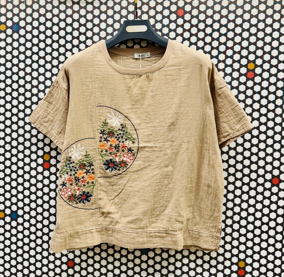 футболки женская,вышивка на майке,футболки дизайн,вышивка на футболках,блузка с рисунком