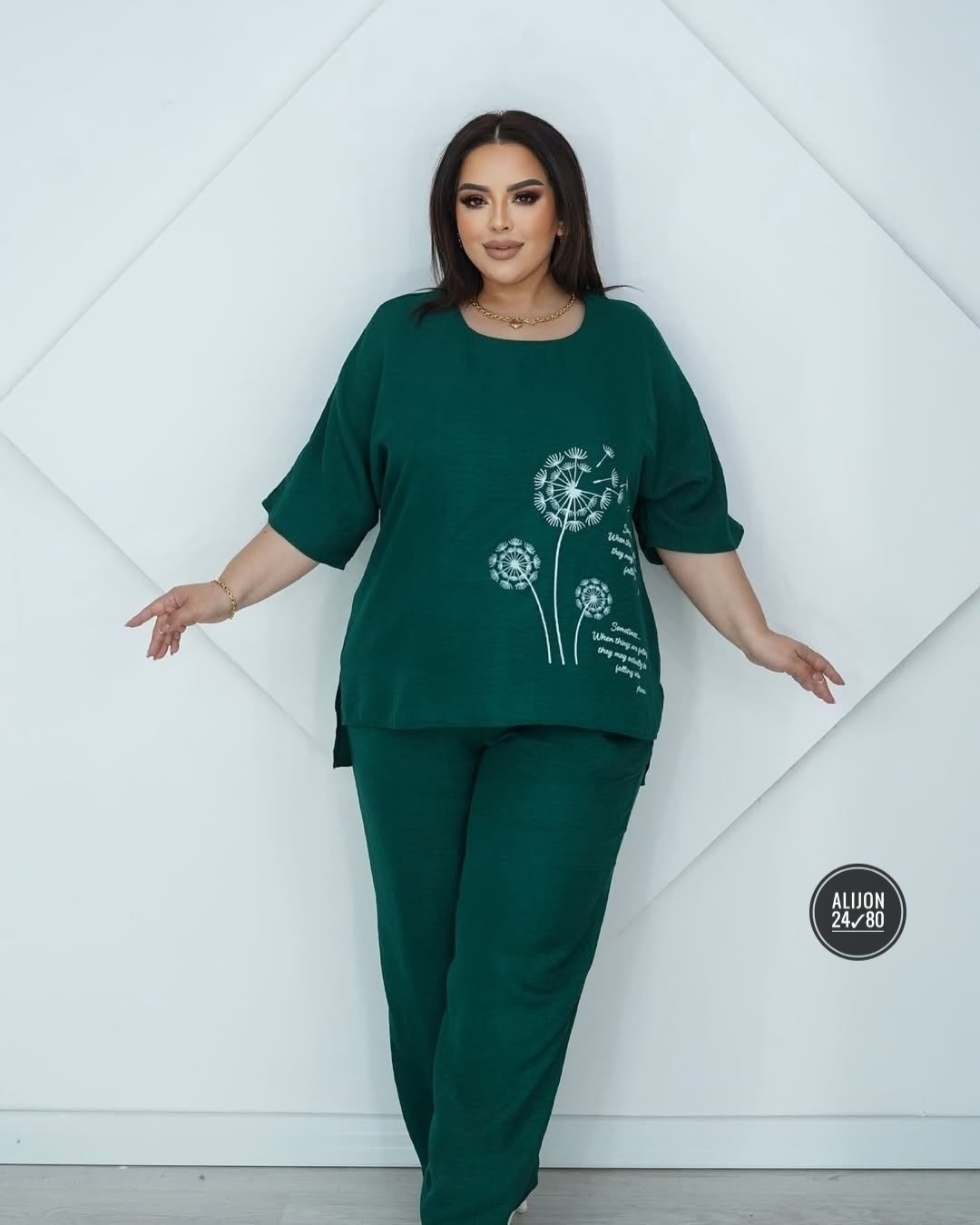 женские костюмы больших размеров,стильные костюмы,одежда больших размеров,женские брючные костюмы больших размеров,костюм классический