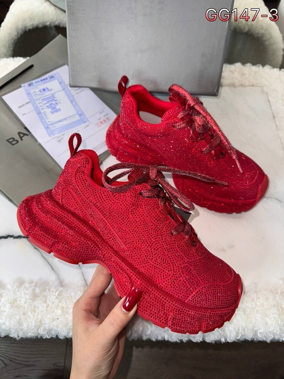 кроссовки balenciaga женские,кроссовки женскиe,женские кроссовки balenciaga блестящие со стразами,кроссовки balenciaga женские со стразами,кроссовки balenciaga на платформе со стразами