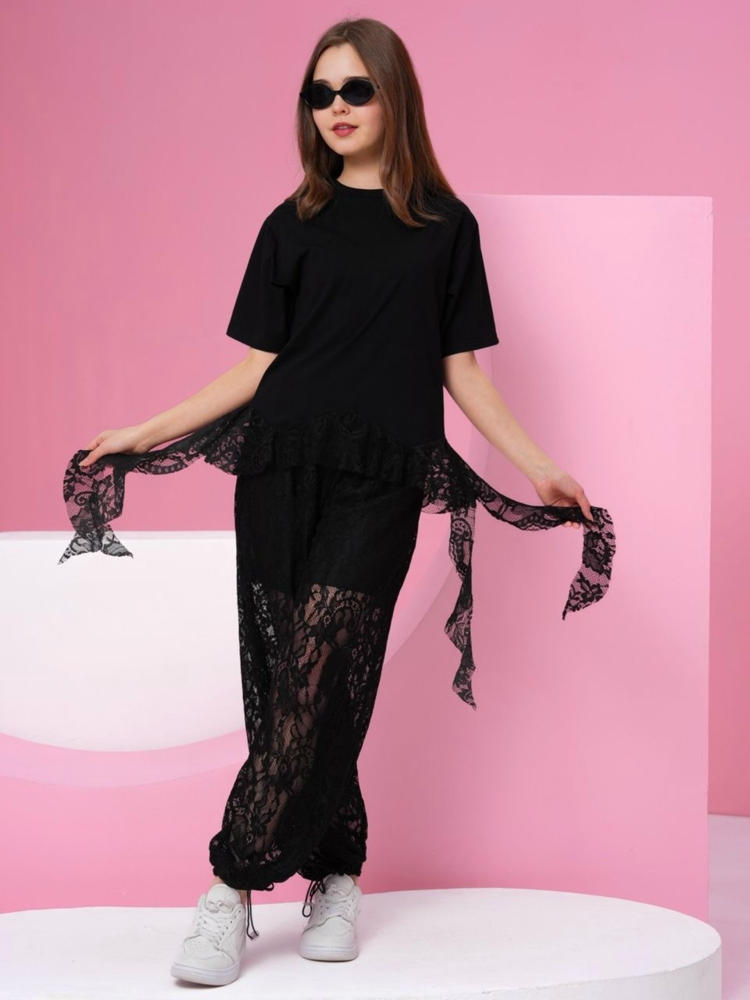 кружевная юбка,брюки женские кружевные,брюки из кружева,костюм брючный белый,кружевные брюки