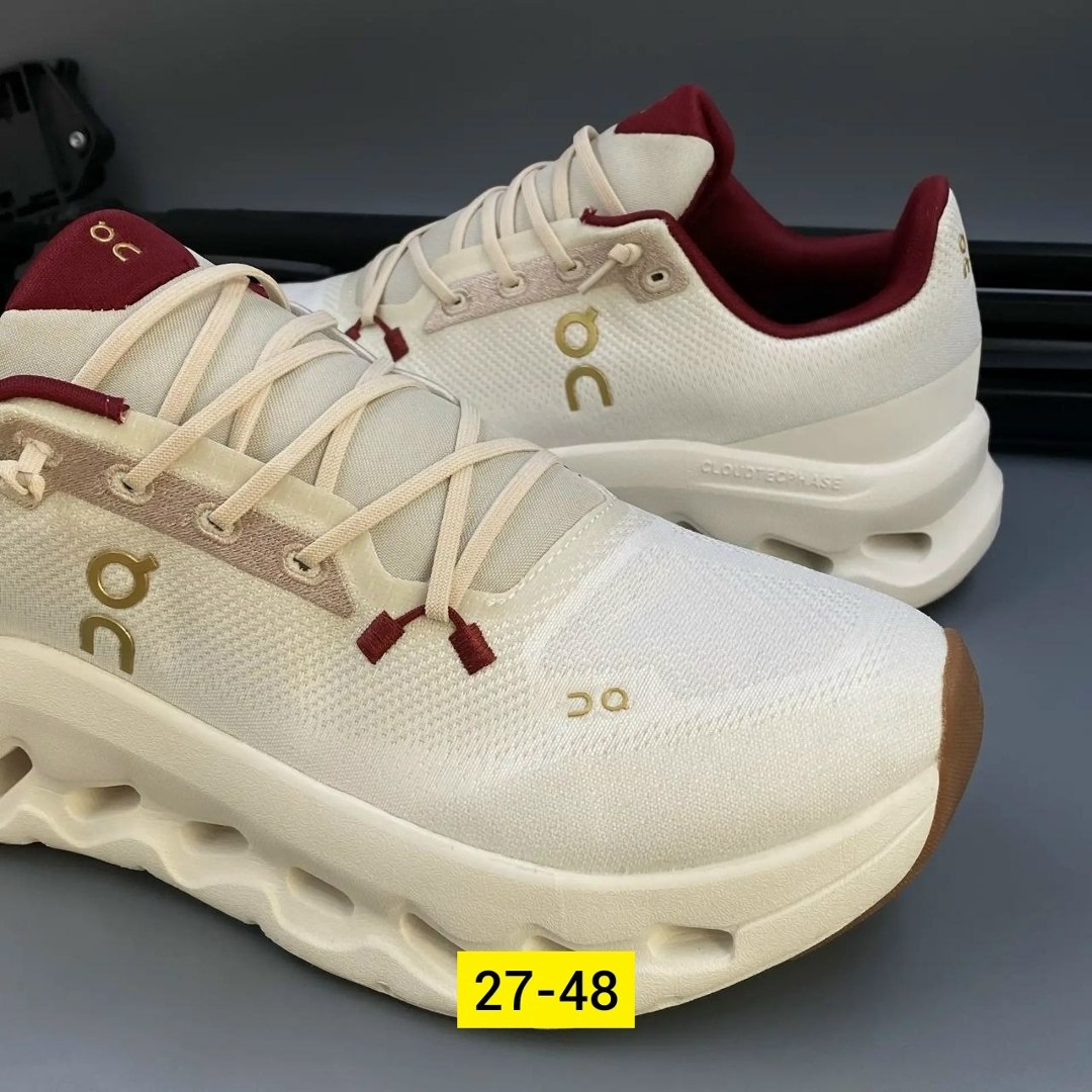 ,спортивная ,кроссовки мужские женские,кроссовки on,женские кроссовки