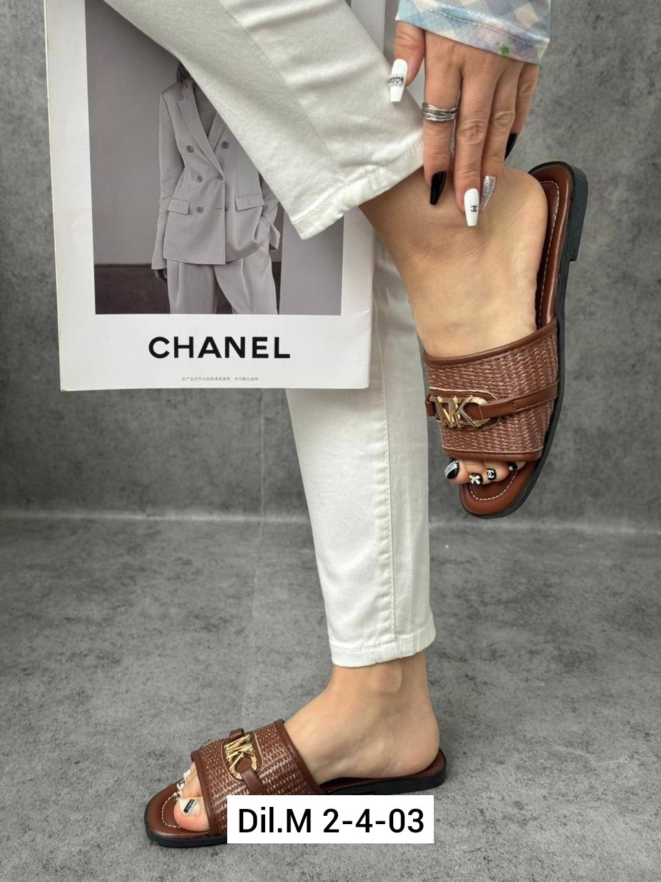 женские шлепанцы,шлепки женские,,шлепанцы луи виттон,летняя женская