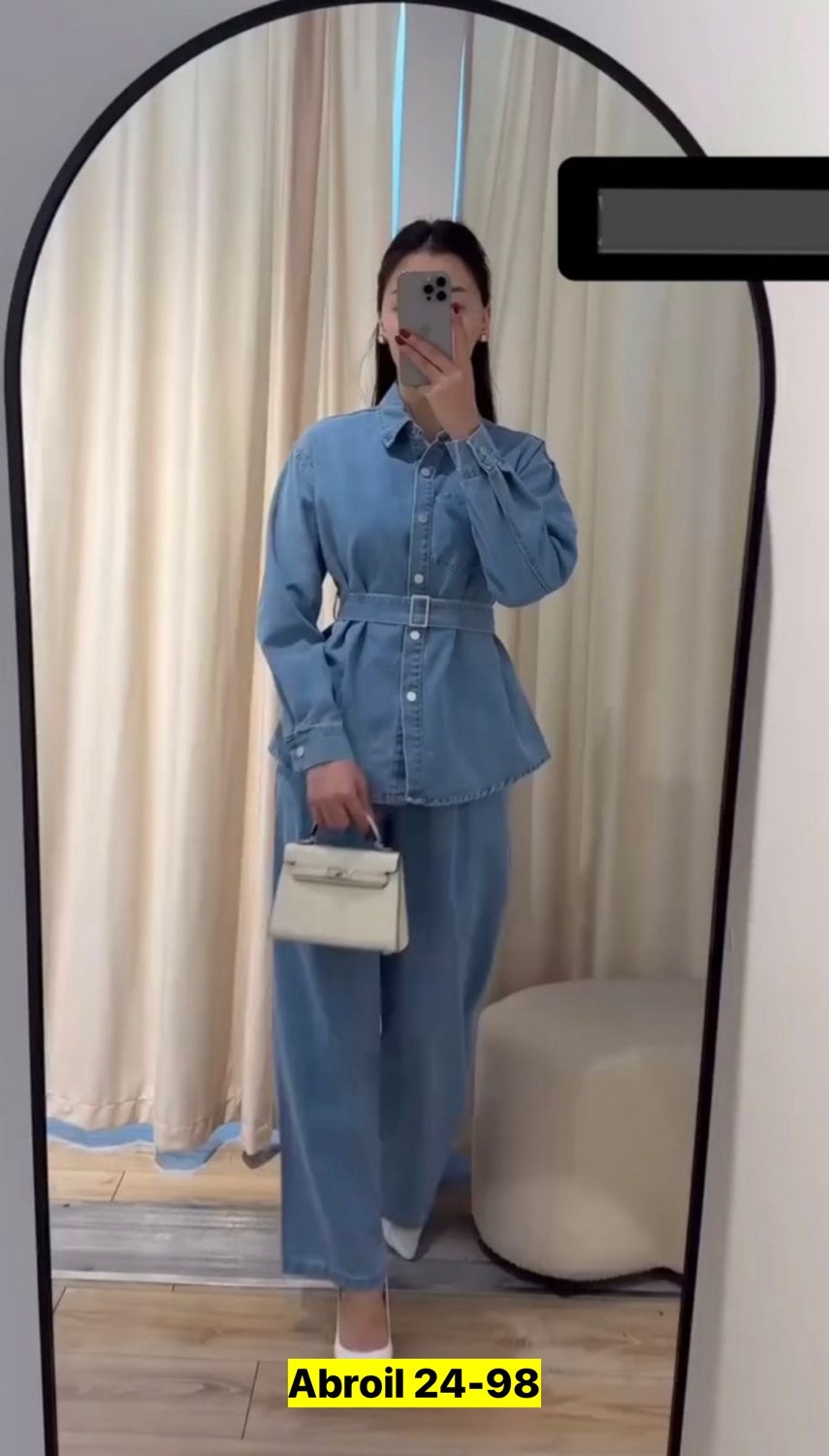 женский костюм,женский костюм двойка ткань джинс,женский костюм с брюками ткань джинс,комбинезон женский джинсовый,костюм джинсовый