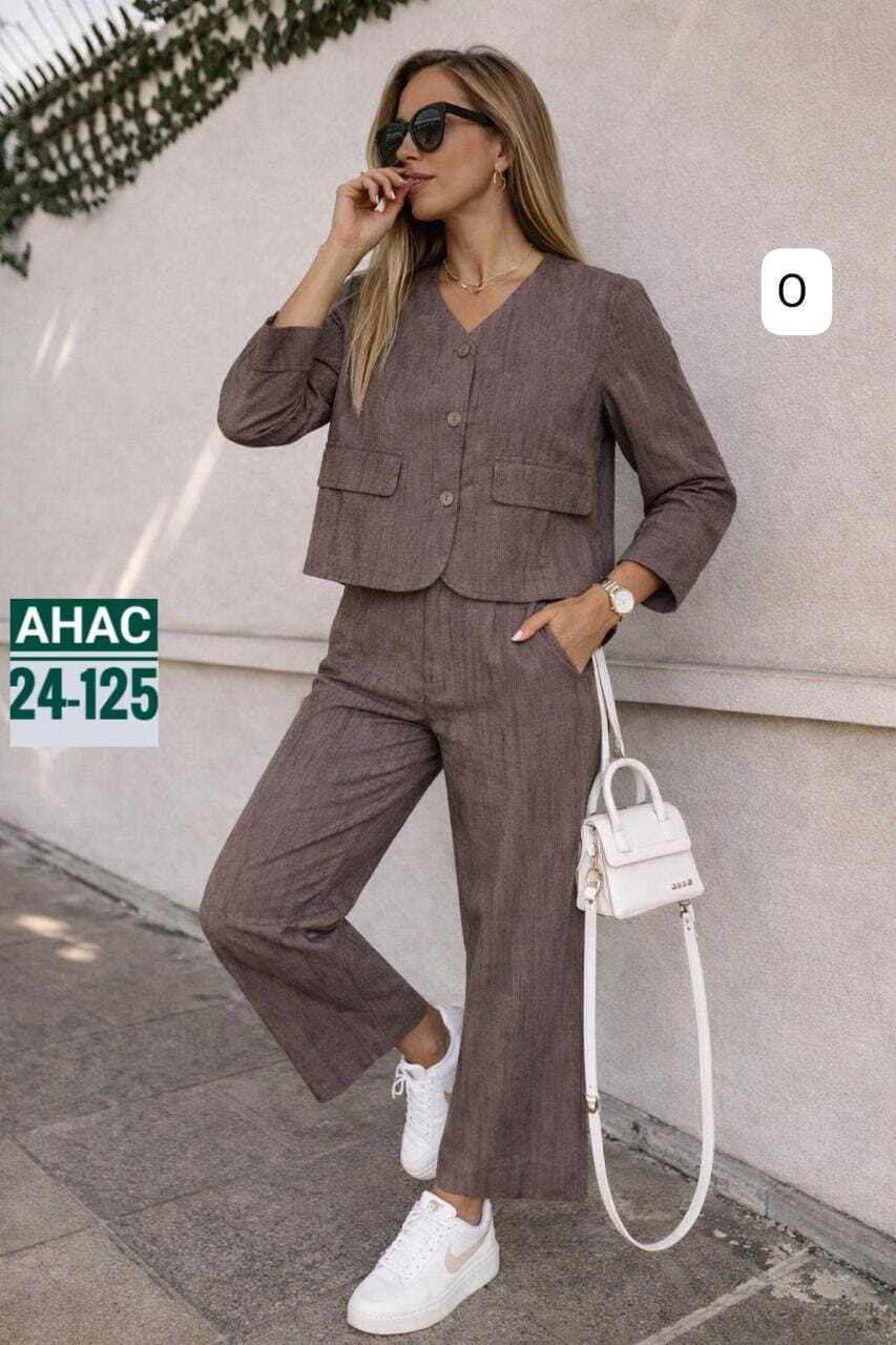 костюм женский,костюм женский тройка,стильные костюмы,повседневный костюм,женский костюм двойка