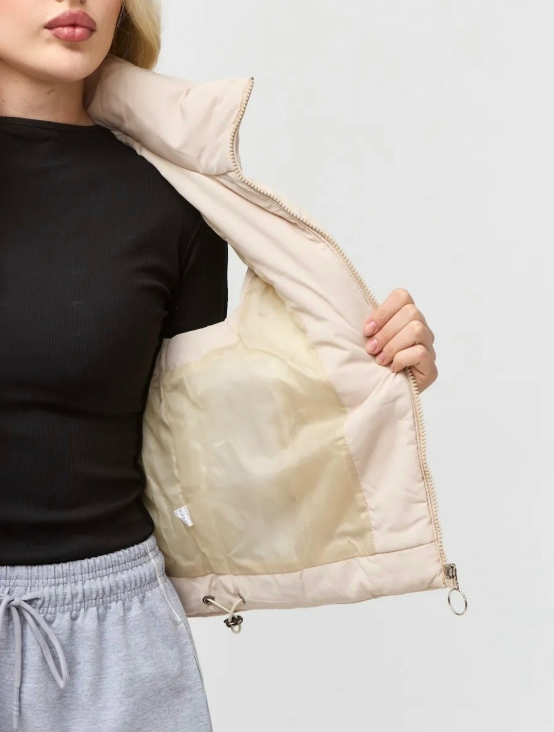 женская жилетка,жилет утепленная,жилет женский,утепленный женский жилет,жилет безрукавка