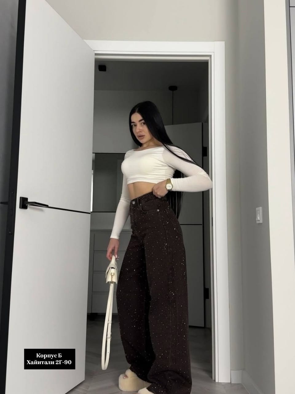 джинсы со стразами,женские джинсы со стразами,джинсы широкие со стразами,джинсы со стразами 2026,джинсы широкие трубы со стразами