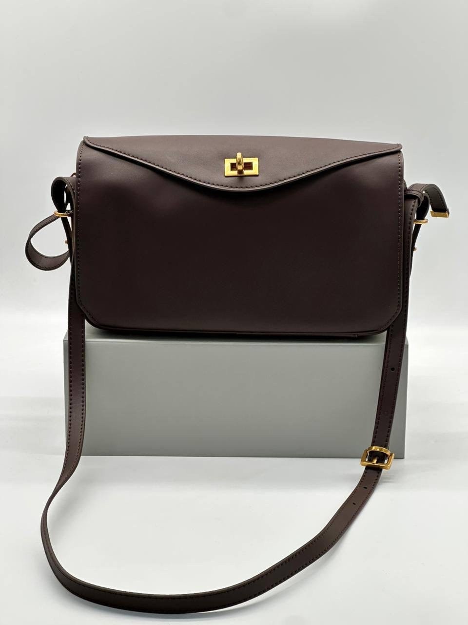 сумка,сумки женская,сумки коричневый,модная сумка,бордовая сумка