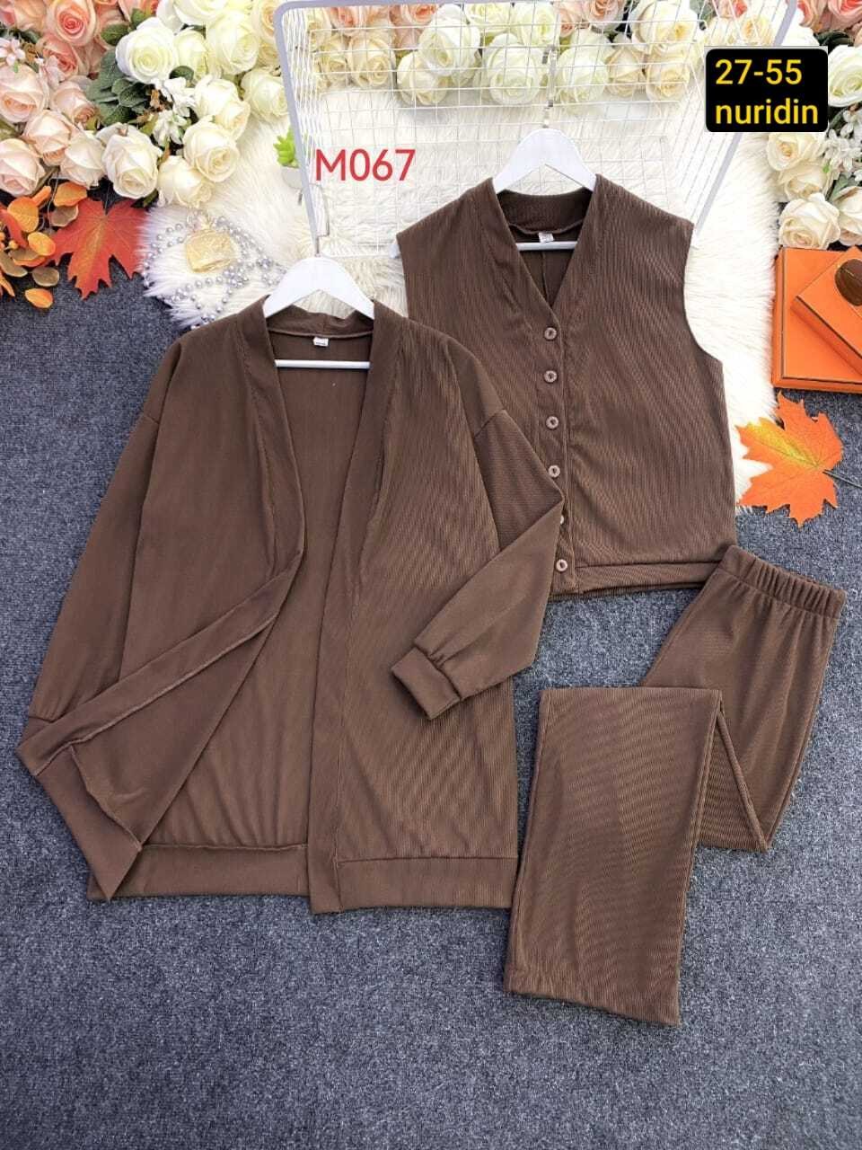 костюм тройка женский,трикотажный костюм тройка,трикотажные костюмы,женский трикотажный костюм,костюмы брючные женские