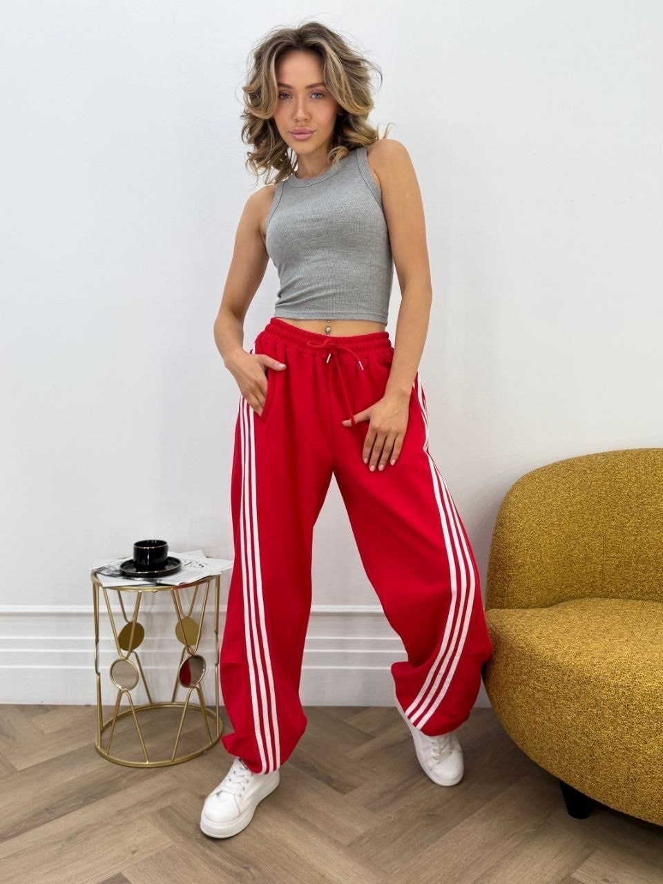 спортивные брюки,брюки широкие,брюки спортивные женские,брюки спортивные с лампасами,спортивные штаны