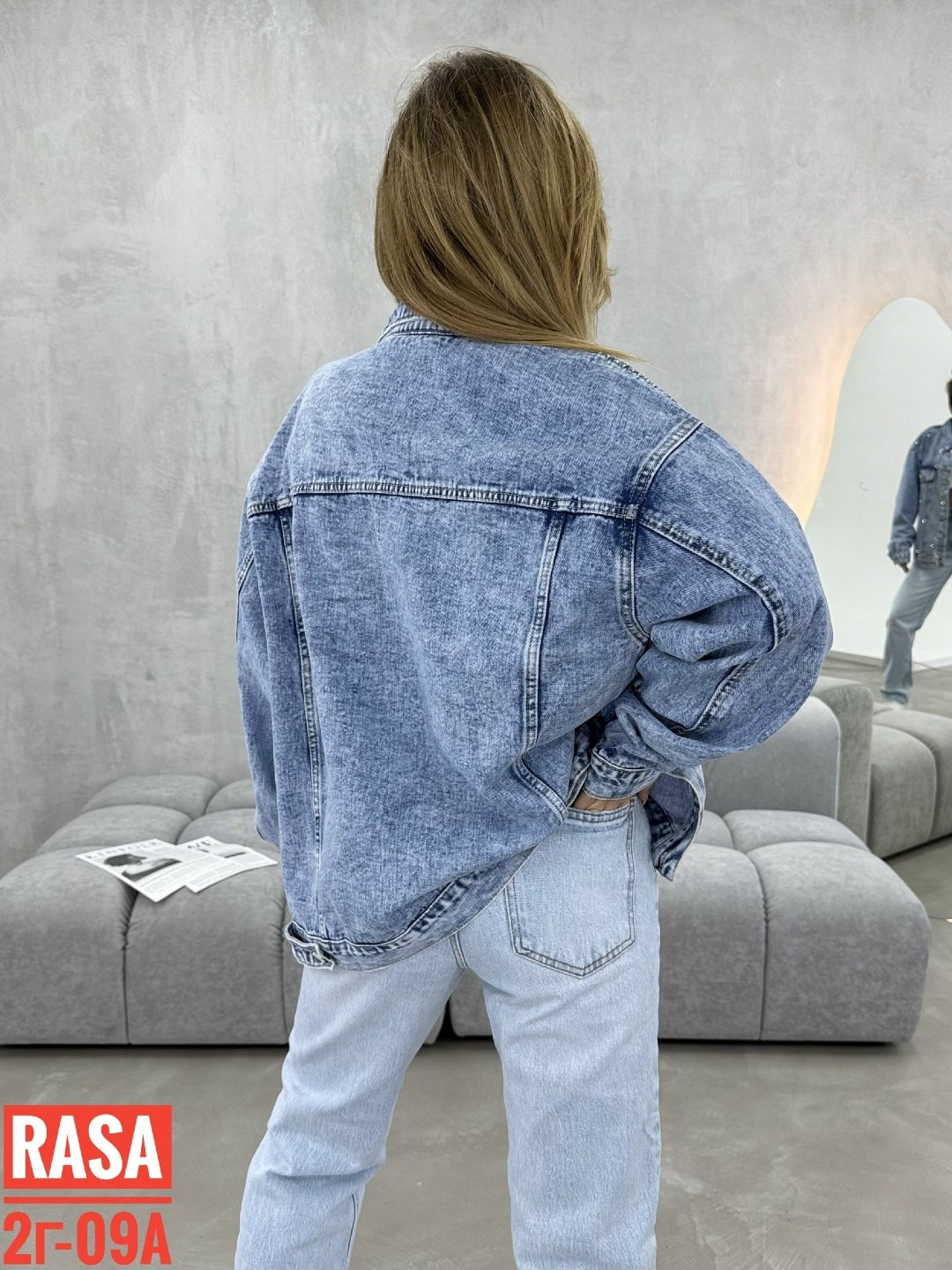 джинсовая куртка,белая джинсовая куртка,женская джинсовая куртка,джинсовая куртка женская оверсайз,стильная джинсовая куртка