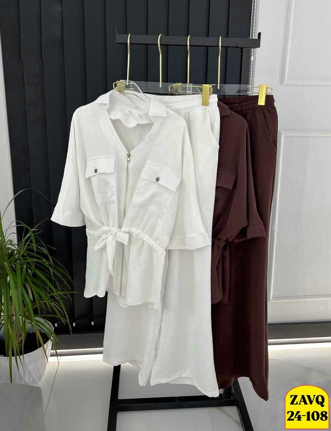 костюм женский брючный,женский костюм двойка,женский костюм двойка ткань сингапур жатка,костюм-двойка ткань: сингапур (жатка),атласный брючный костюм