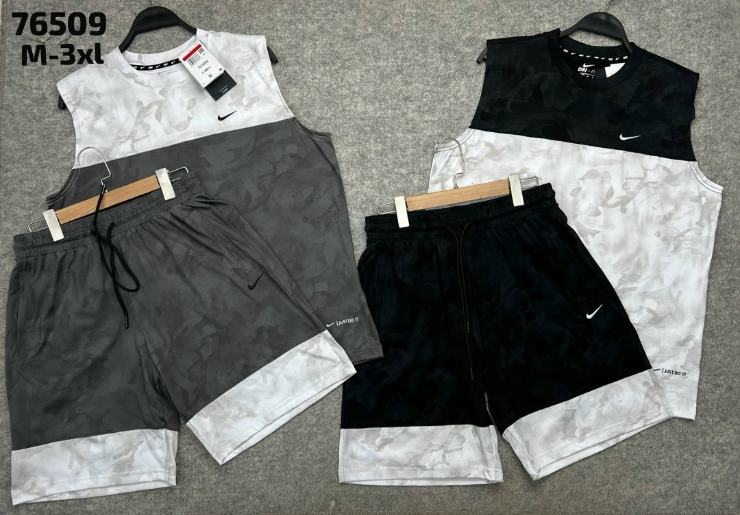 мужской спортивный костюм с шортами и футболкой,костюм спортивный летний с футболкой и шортами,костюм футболка шорты,спортивные костюм,костюм спортивный летний мужской