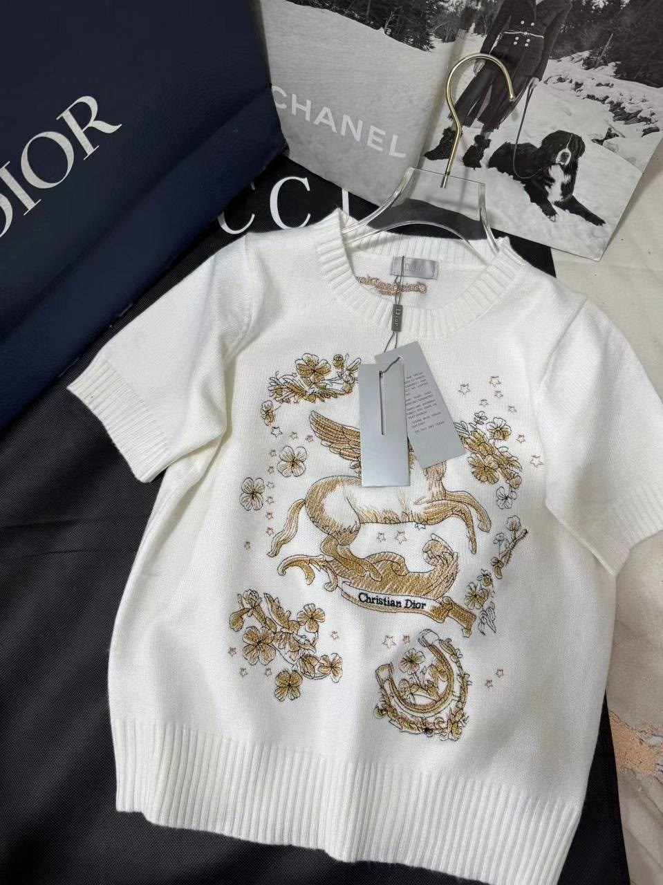 женская кофта,свитер с вышивкой,кофта женская диор,свитера женские,женские джемпера