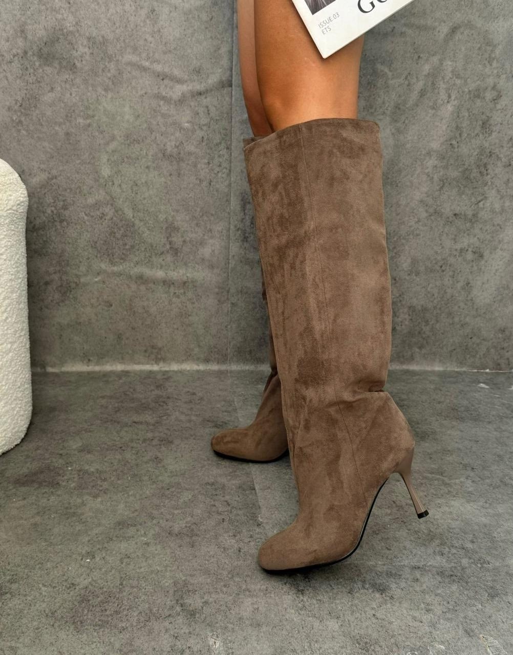 замшевые сапоги,сапоги на каблуке из натуральной замши,сапоги-трубы из натуральной замши и кожи,женские сапоги,