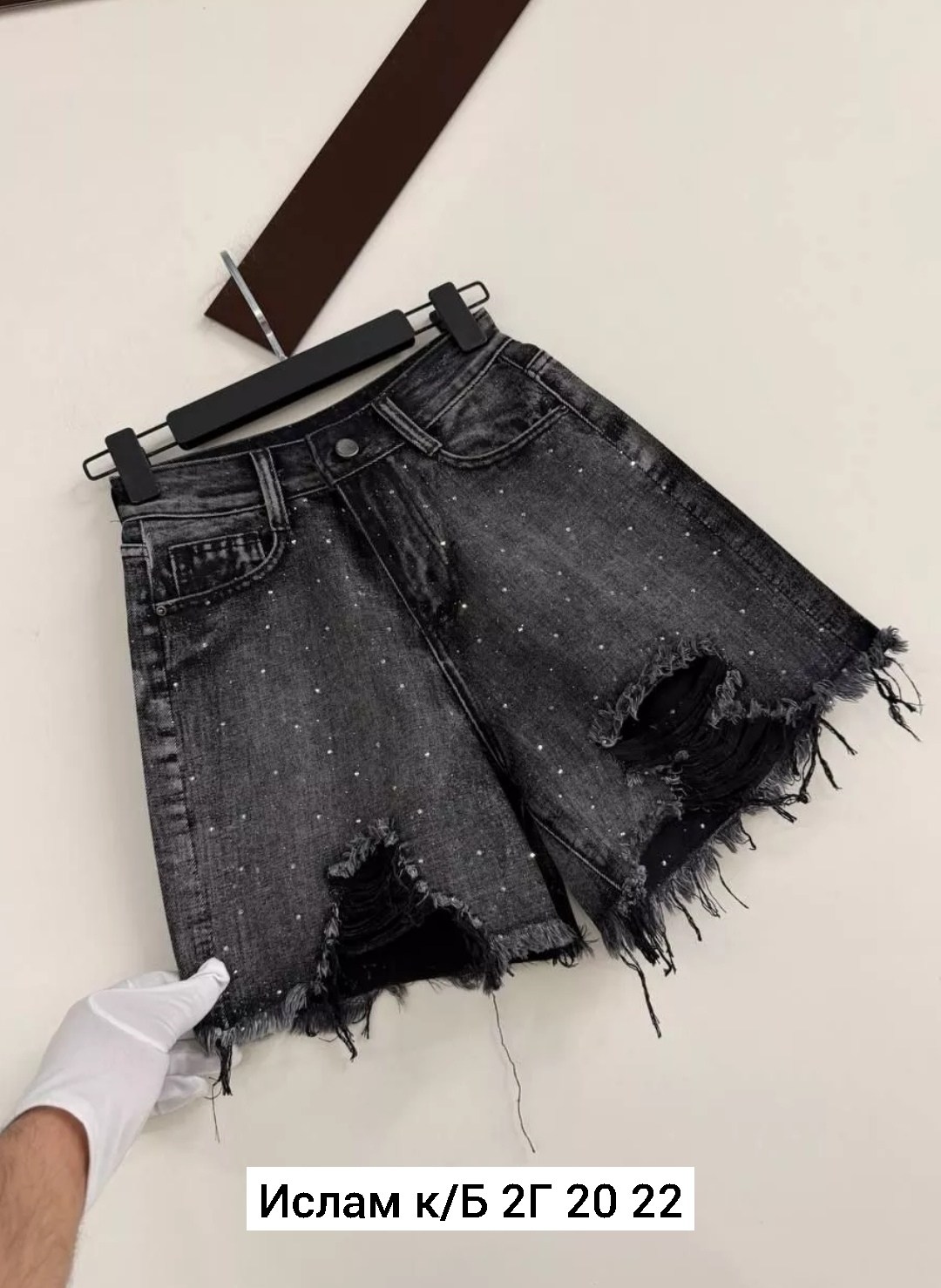 джинсовые шорты,женские джинсовые шорты,джинсовые шорты со стразами,шорты женские,шорты джинсовые с высокой талией