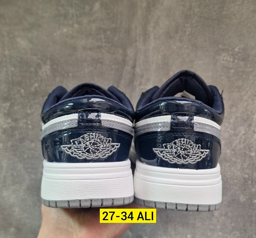 баскетбольная ,спортивная ,низкие кроссовки,кроссовки бордовые,кроссовки