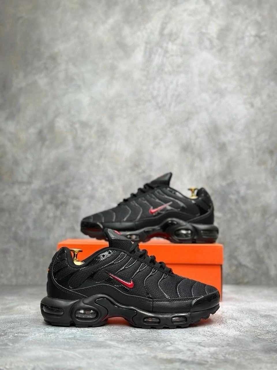 кроссовки nike air max plus tn,nike air max tn plus black,nike air max plus tn,кроссовки мужские nike air max plus,мужские кроссовки nike air max tn plus