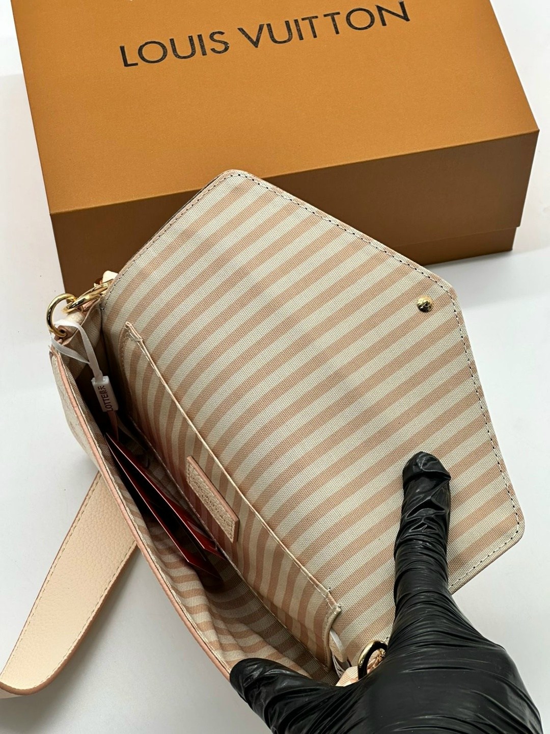 сумка louis vuitton,louis vuitton сумка на плечо,клатч,сумка женская louis vuitton,сумка