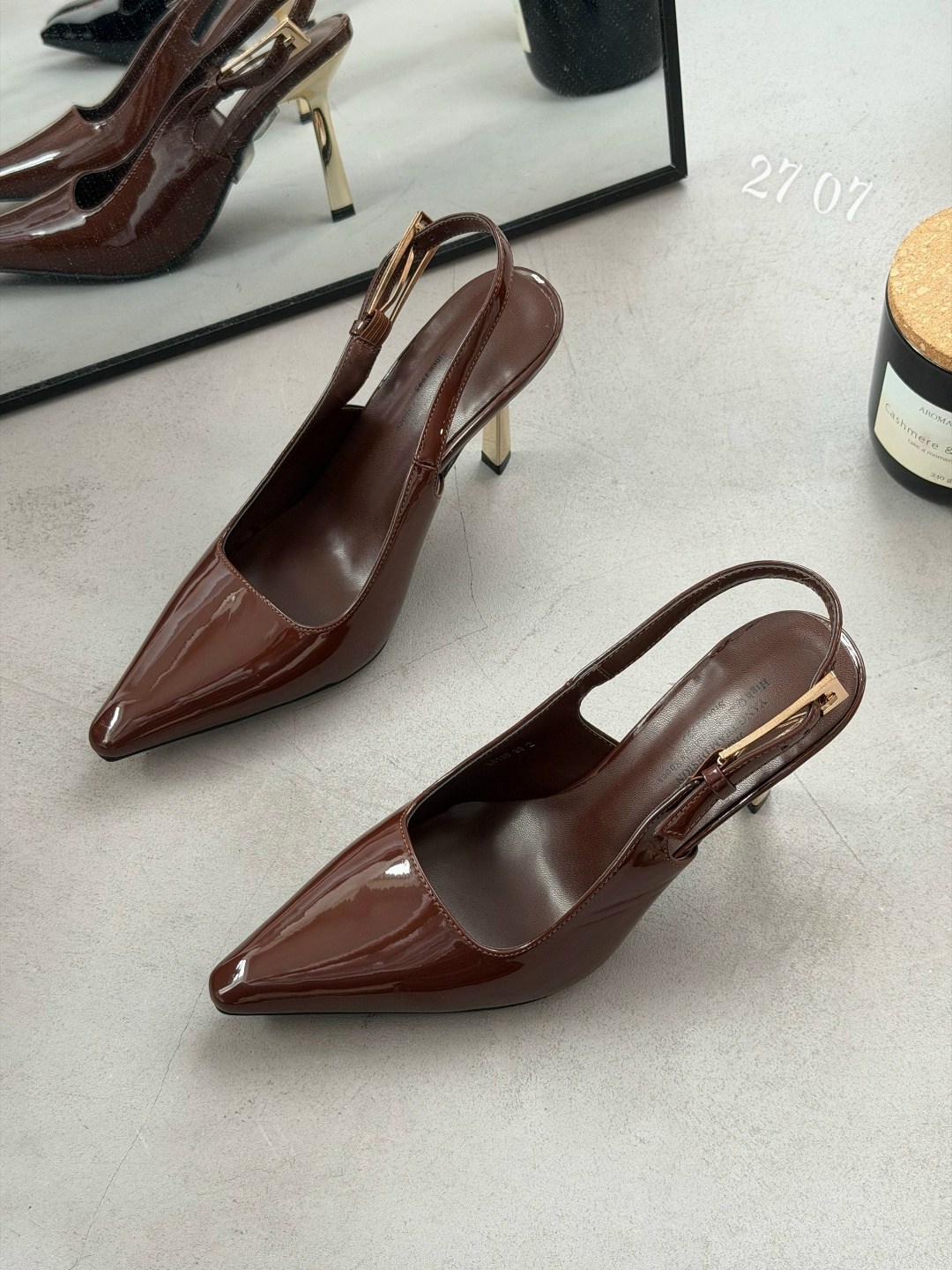 женские туфли лодочки,,женские туфли-лодочки из лакированной кожи на высоком каблуке,каблуки туфли, на каблуках